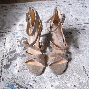 Maripe Elissa Metallic Gold Heels Size 8.5 M